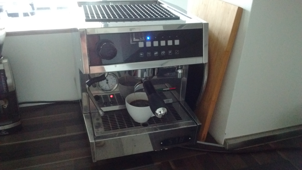 CoffeMachine_lr